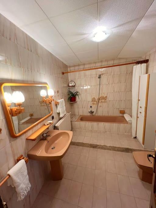 Casa Teto, Ideal Families I Grups Bot Exteriör bild